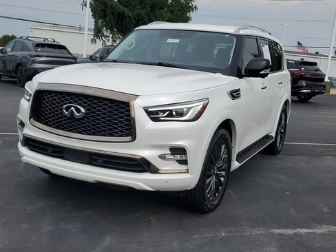 Certified 2023 INFINITI QX80 Premium Select w/ Cargo Package AWD/4WD image 2