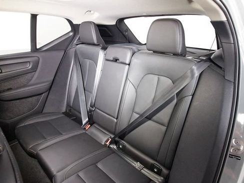 Certified 2026 Volvo XC40 B5 Plus AWD/4WD image 20