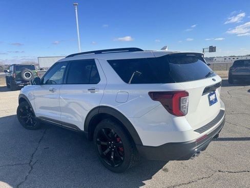 Certified 2020 Ford Explorer ST w/ ST Street Pack image 6