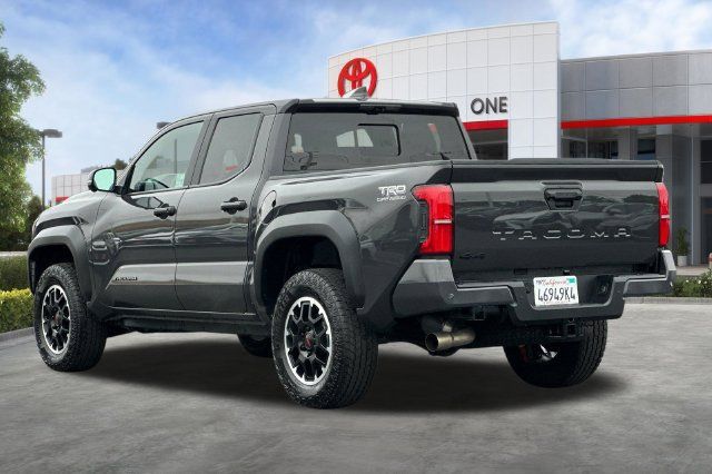 Used 2026 Toyota Tacoma TRD Off-Road w/ TRD Off Road Premium Package AWD/4WD image 6