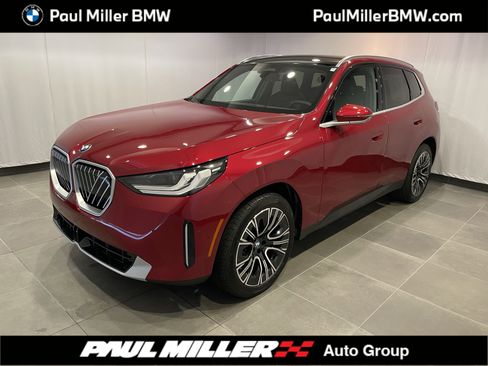 Used 2025 BMW X3 xDrive30i w/ Convenience Package image 1