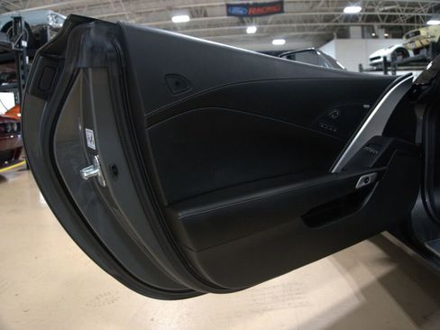 Used 2016 Chevrolet Corvette Stingray Coupe w/ 2LT Preferred Equipment Group image 33