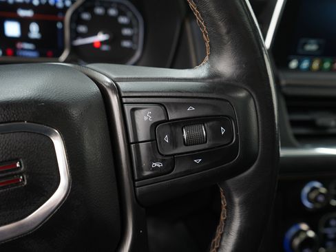 Used 2021 GMC Yukon AT4 w/ AT4 Premium Plus Package AWD/4WD image 32