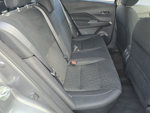 Used 2024 Nissan Kicks SV FWD image 23