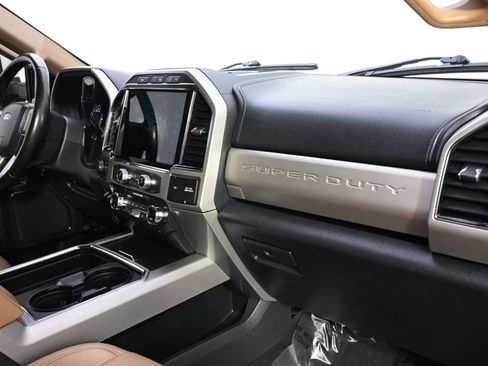 Used 2022 Ford F250 Lariat w/ Lariat Ultimate Package AWD/4WD image 15