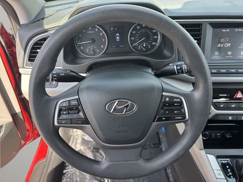 Used 2018 Hyundai Elantra SEL image 26