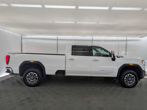 Used 2025 GMC Sierra 3500 SLT image 7