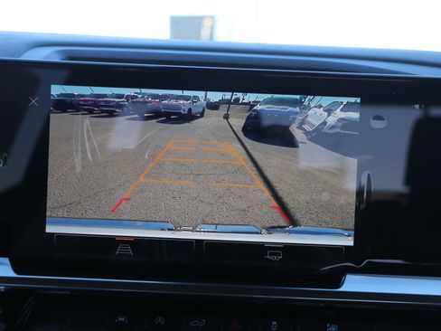 New 2026 GMC Sierra 1500 Elevation image 29