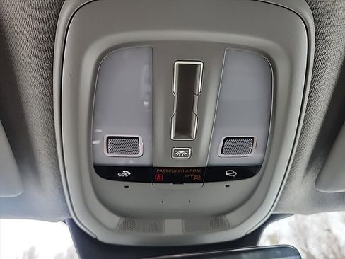 Certified 2023 Volvo XC40 B5 Plus w/ Driver Assist Package AWD/4WD image 24