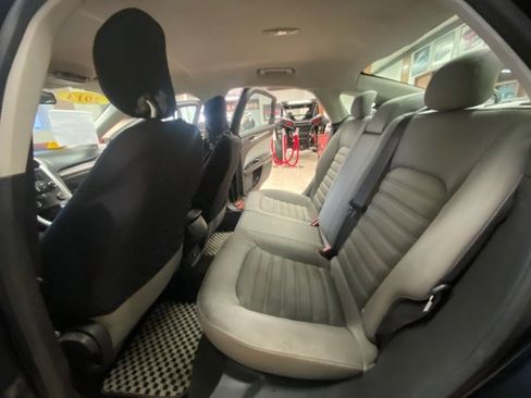 Used 2013 Ford Fusion S image 10