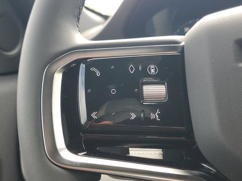 Used 2026 Land Rover Discovery Sport Landmark AWD/4WD image 18