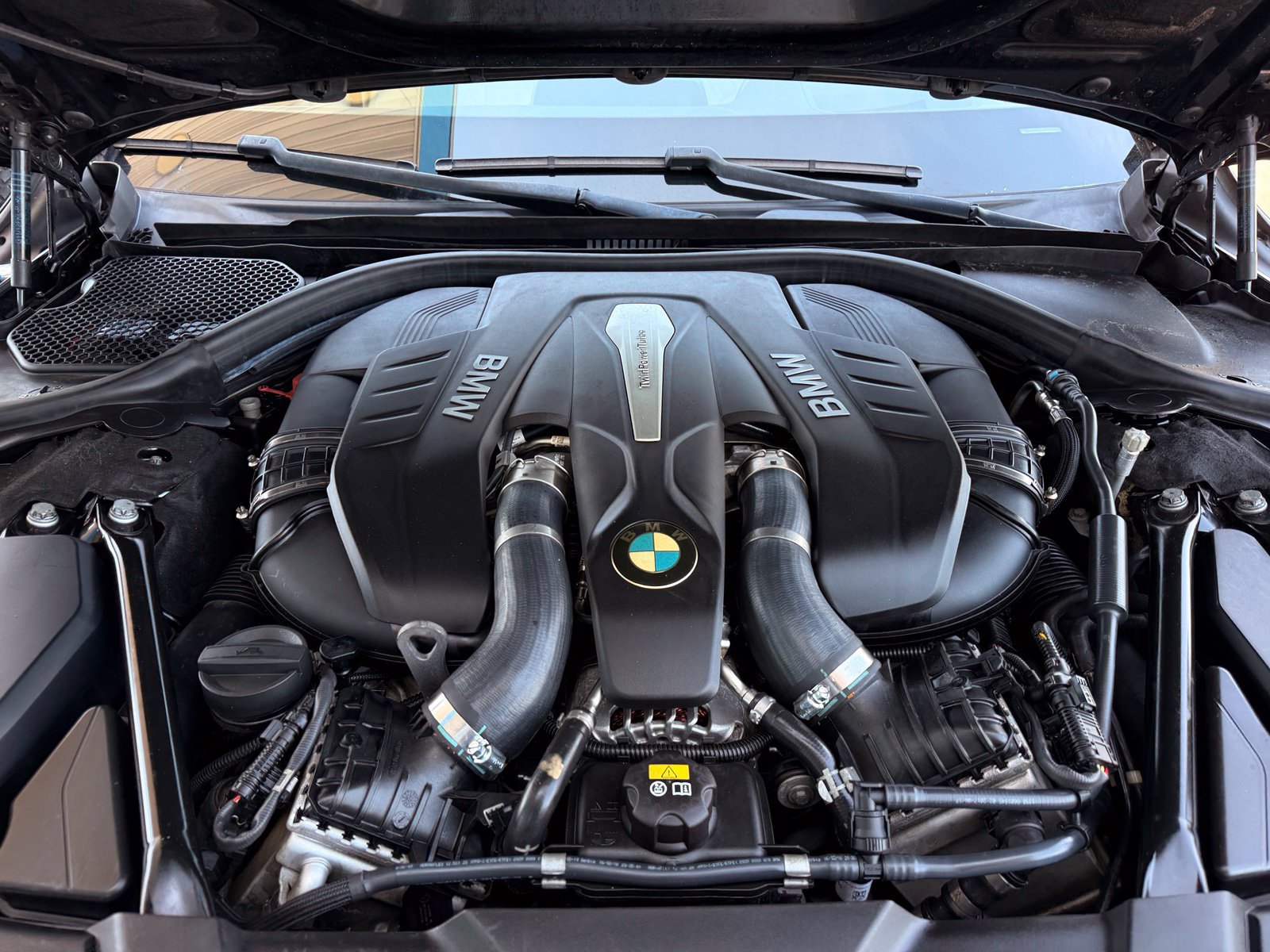 Used 2018 BMW 750i xDrive AWD/4WD image 59