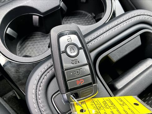 Used 2025 Ford Mustang Mach-E Select w/ Comfort Package Lite AWD/4WD image 16