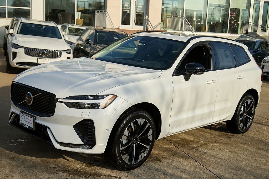 New 2026 Volvo XC60 B5 Plus w/ Climate Package AWD/4WD image 8