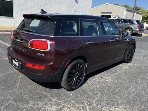 Used 2017 MINI Cooper Clubman image 5