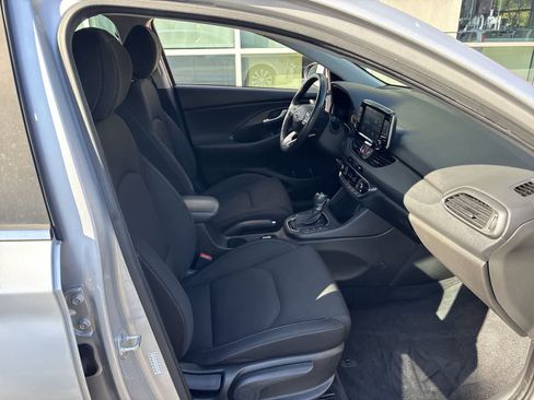 Used 2018 Hyundai Elantra GT w/ Style Package 02 image 13