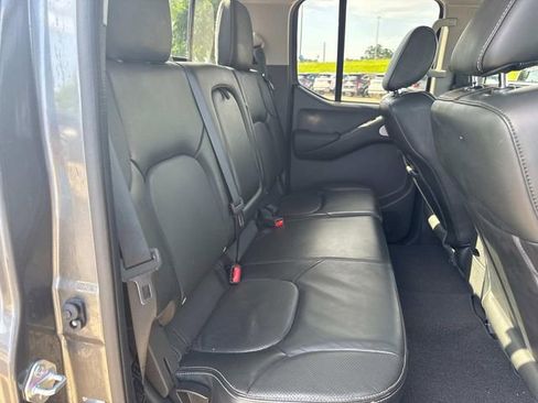 Used 2021 Nissan Frontier PRO-4X w/ Pro-4x Utility Package AWD/4WD image 14