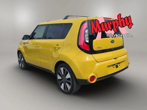 Used 2015 Kia Soul ! FWD image 6