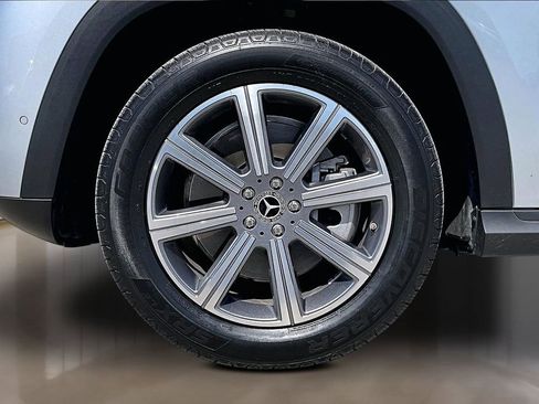 Used 2022 Mercedes-Benz GLS 450 4MATIC image 9