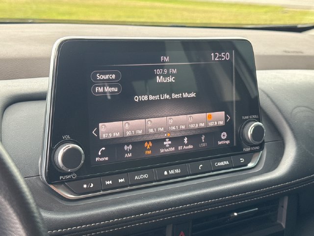 Used 2023 Nissan Rogue S FWD image 26