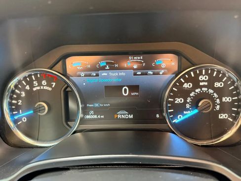 Used 2019 Ford F150 Platinum w/ Equipment Group 701A Luxury image 32