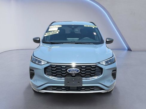 Certified 2023 Ford Escape ST-Line w/ Tech Pack #1 AWD/4WD image 11