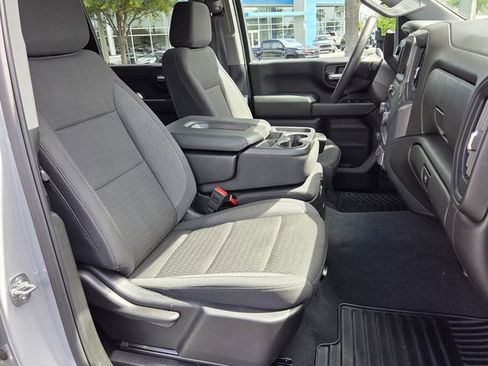 Certified 2025 Chevrolet Silverado 2500 Custom w/ Custom Value Package AWD/4WD image 19