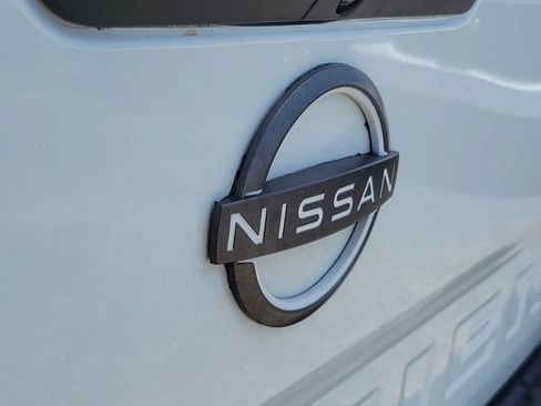 Used 2022 Nissan Frontier S w/ Technology Package RWD image 5