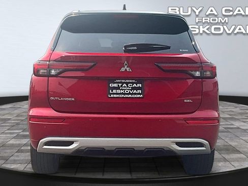 Used 2024 Mitsubishi Outlander SEL AWD/4WD image 4