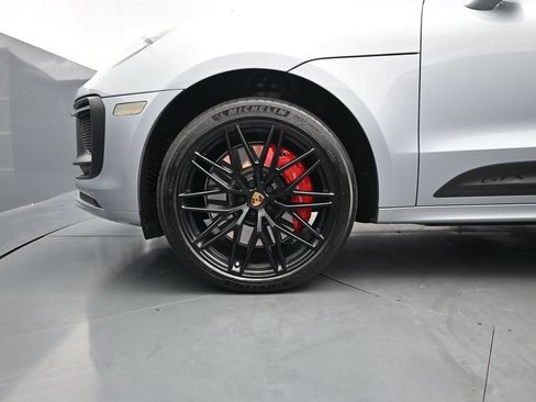 New 2024 Porsche Macan GTS AWD/4WD image 7
