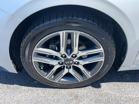Used 2019 Kia Forte S w/ S Premium Package FWD image 9