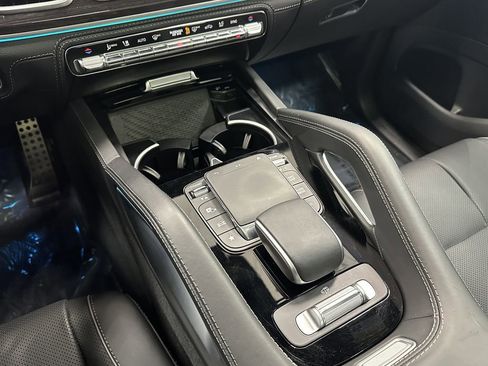 Certified 2023 Mercedes-Benz GLS 580 4MATIC image 32