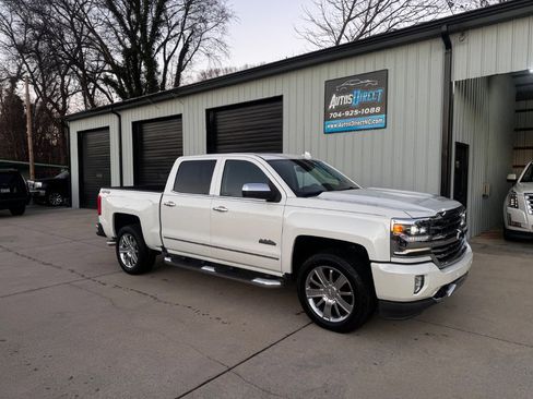 Used 2016 Chevrolet Silverado 1500 High Country w/ High Country Premium Package image 5