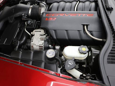 Used 2008 Chevrolet Corvette Convertible w/ Preferred Equipment Group RWD image 15