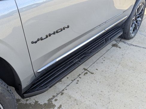 New 2026 GMC Yukon Elevation image 12