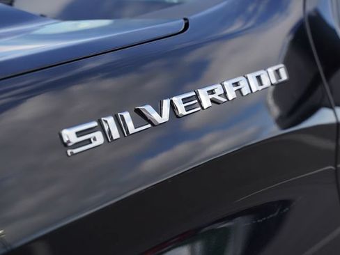 Used 2020 Chevrolet Silverado 1500 LT AWD/4WD image 31