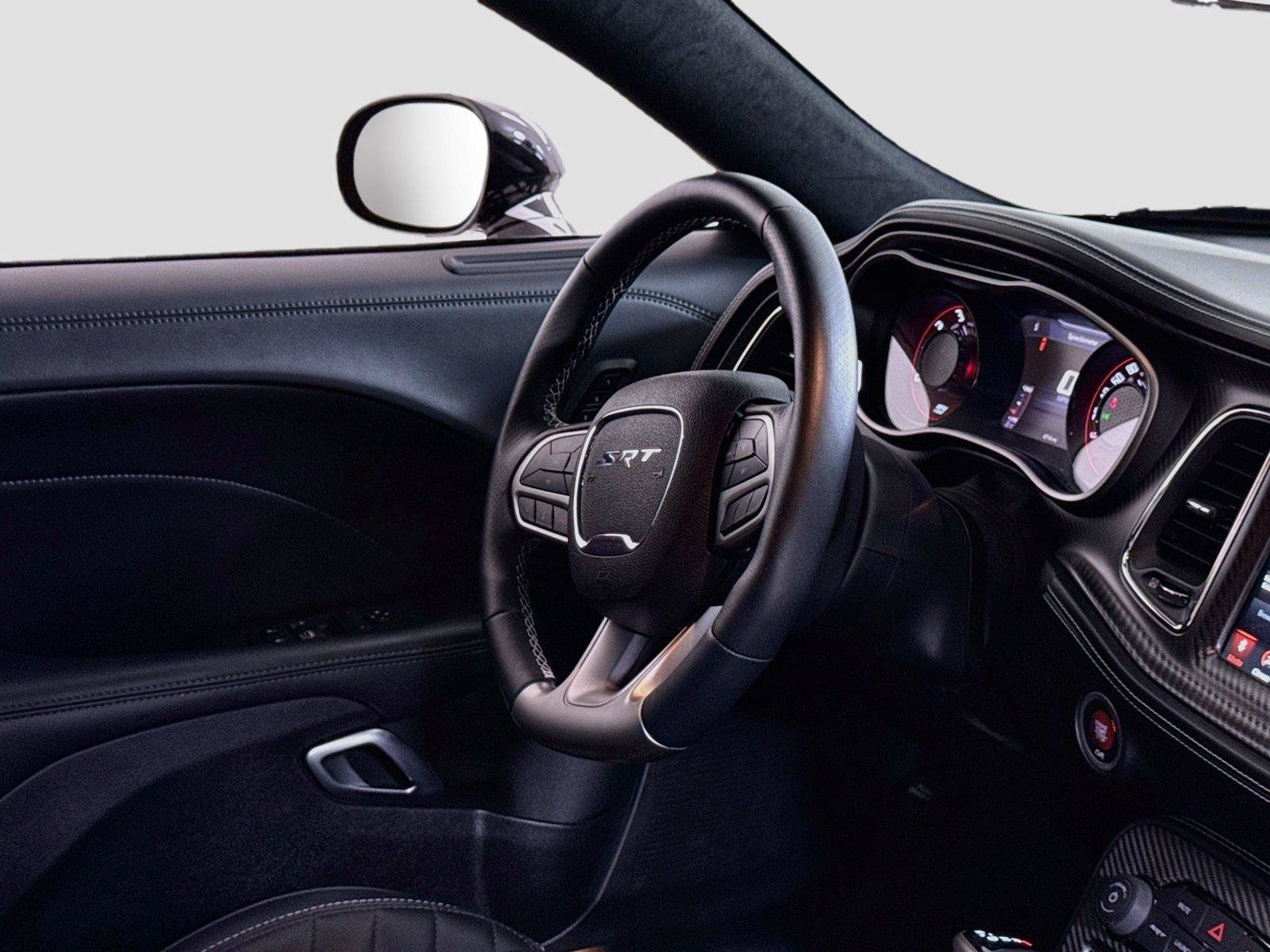 Used 2022 Dodge Challenger SRT Hellcat RWD image 29