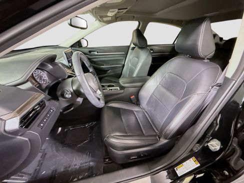 Used 2019 Nissan Altima 2.0 Edition One FWD image 22
