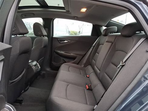 Used 2020 Chevrolet Malibu LT image 10