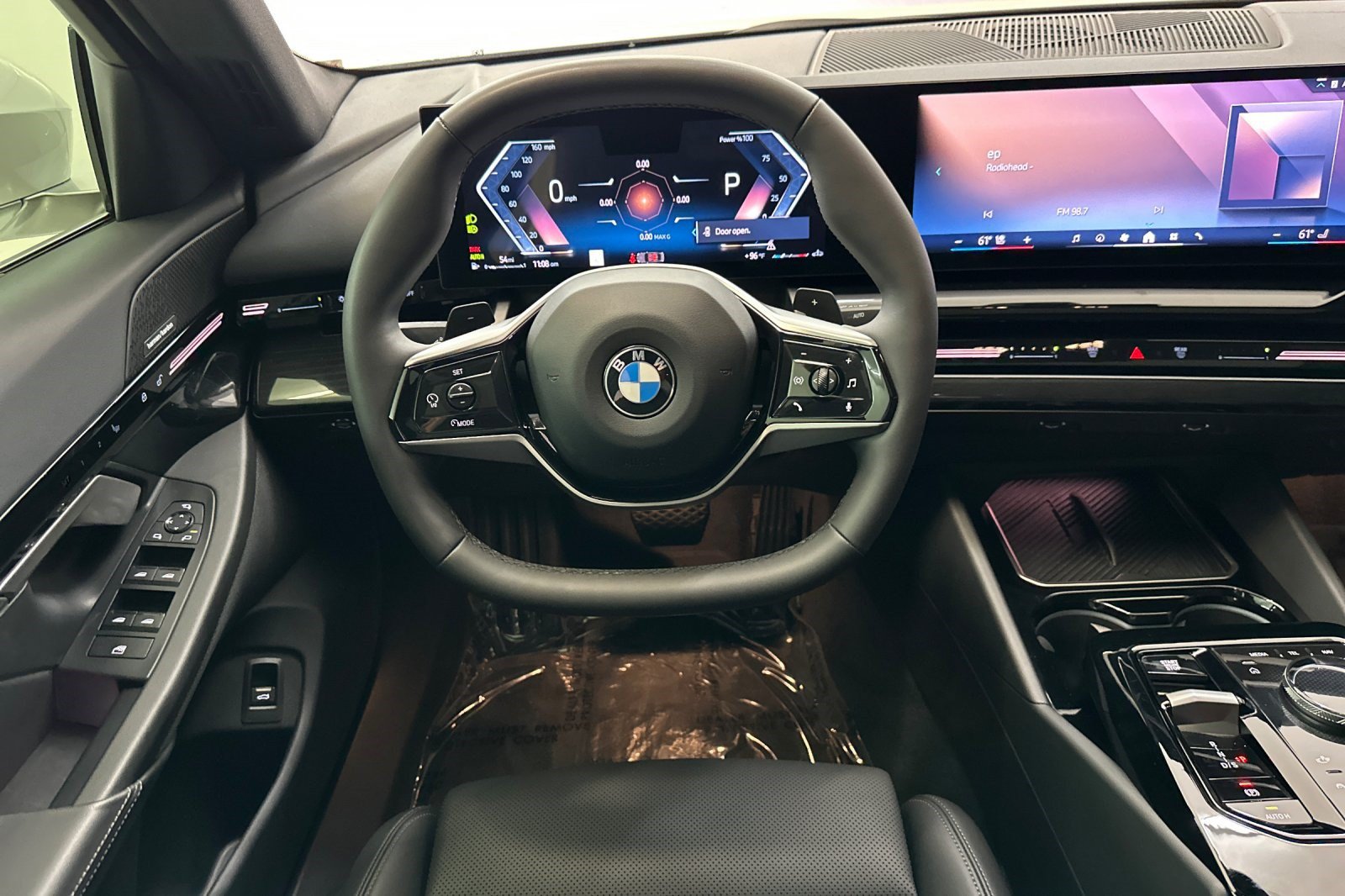 Certified 2024 BMW 530i w/ Convenience Package RWD image 32