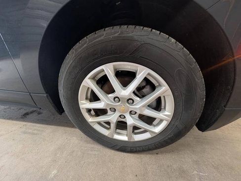 Used 2022 Chevrolet Equinox LS FWD image 18