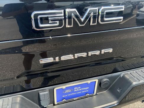 Used 2023 GMC Sierra 2500 AT4 w/ AT4 Premium Plus Package AWD/4WD image 31