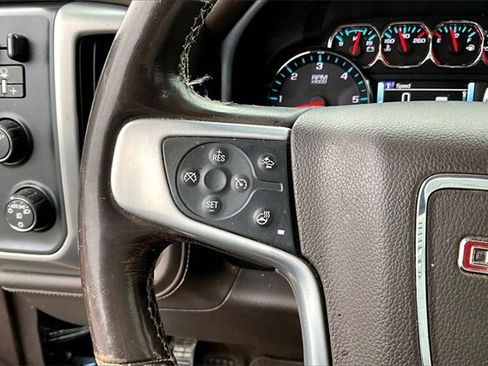 Used 2018 GMC Sierra 1500 SLT image 12