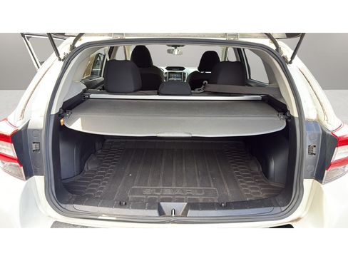 Used 2018 Subaru Crosstrek 2.0i AWD/4WD image 16