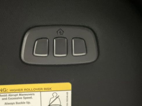 Used 2025 Ford F350 Platinum image 30