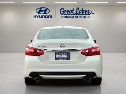 Used 2016 Nissan Altima 2.5 SV FWD image 4