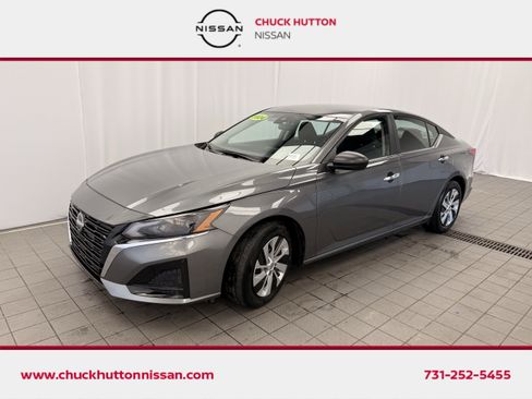 Certified 2025 Nissan Altima 2.5 S image 1