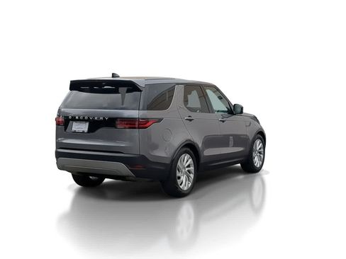 Used 2025 Land Rover Discovery S AWD/4WD image 8
