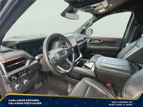 Certified 2025 GMC Yukon XL Denali AWD/4WD image 16
