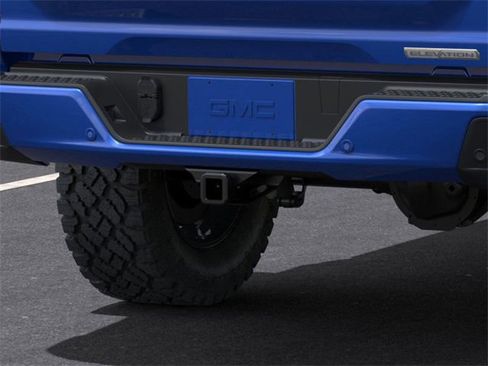 New 2025 GMC Canyon Elevation w/ Convenience Package image 14